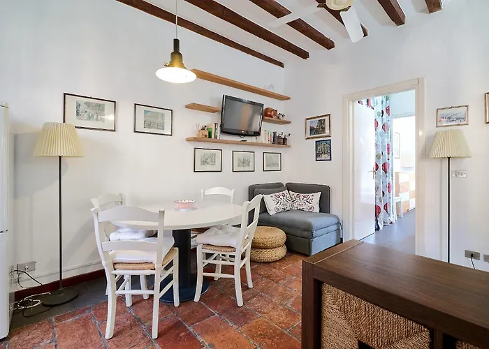 Xenia Apartments - Rustic And Cozy Apartment In Navigli