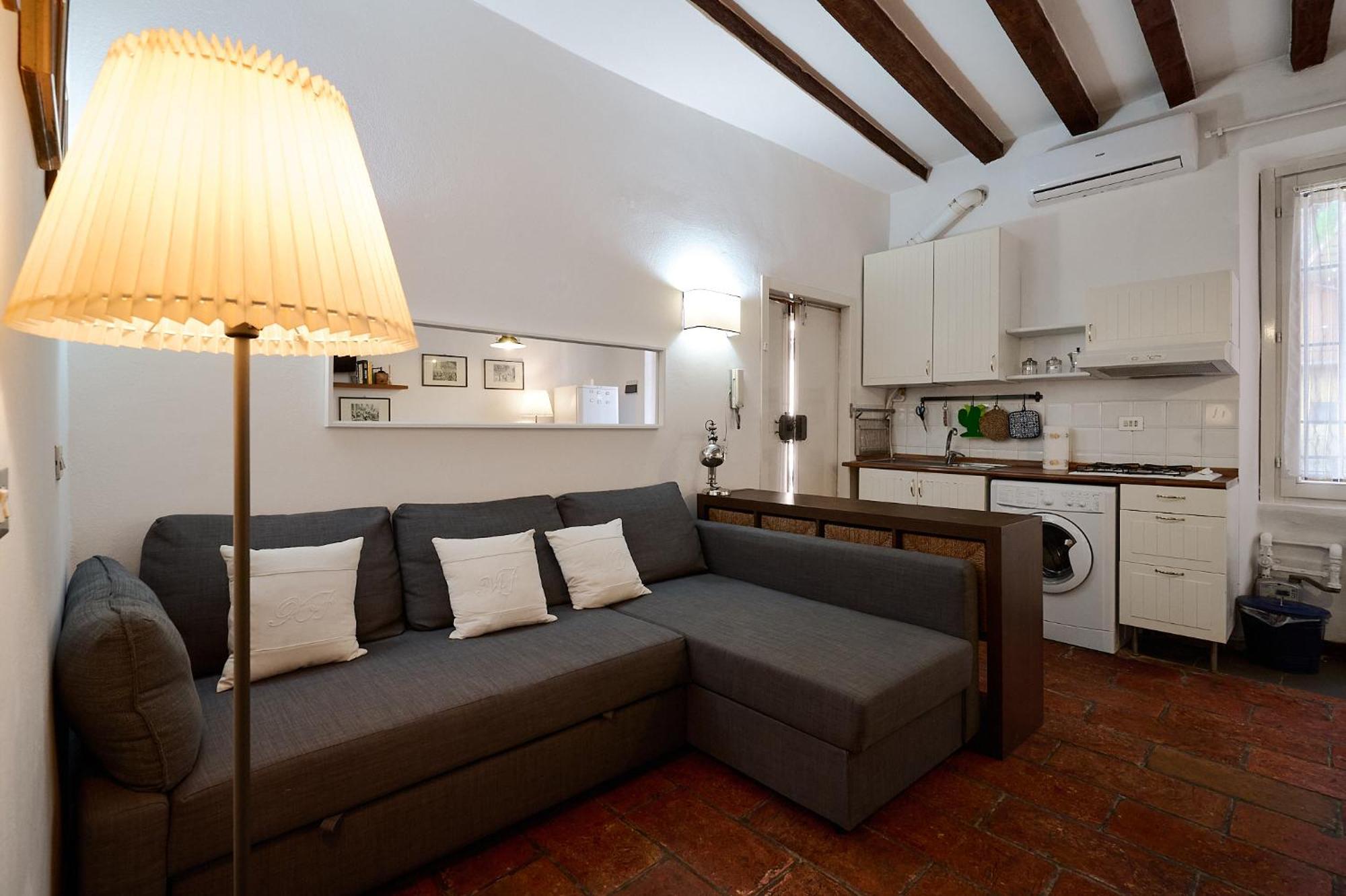 Apartment Xenia - Rustic And Cozy In Navigli